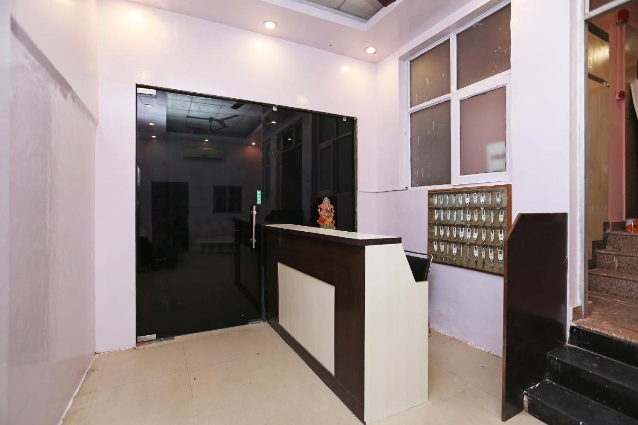 Oyo Flagship 14774 Sector 14 Gurgaon Otel Dış mekan fotoğraf