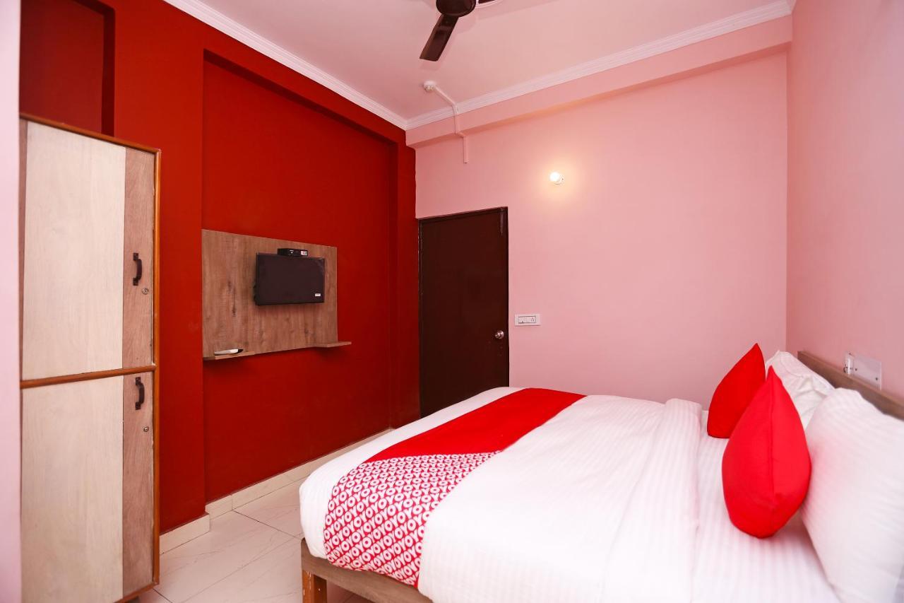 Oyo Flagship 14774 Sector 14 Gurgaon Otel Dış mekan fotoğraf