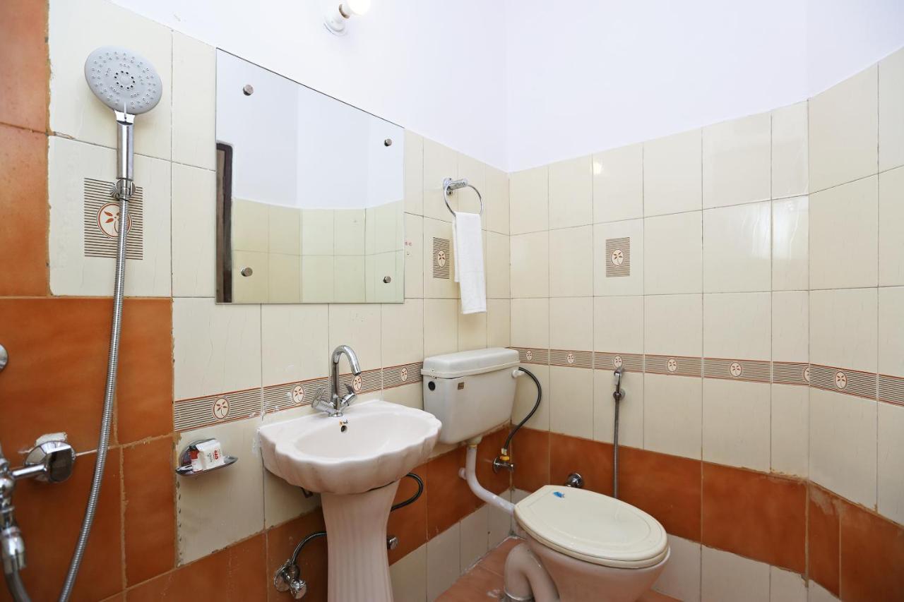 Oyo Flagship 14774 Sector 14 Gurgaon Otel Dış mekan fotoğraf