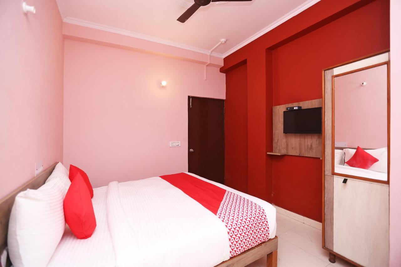 Oyo Flagship 14774 Sector 14 Gurgaon Otel Dış mekan fotoğraf
