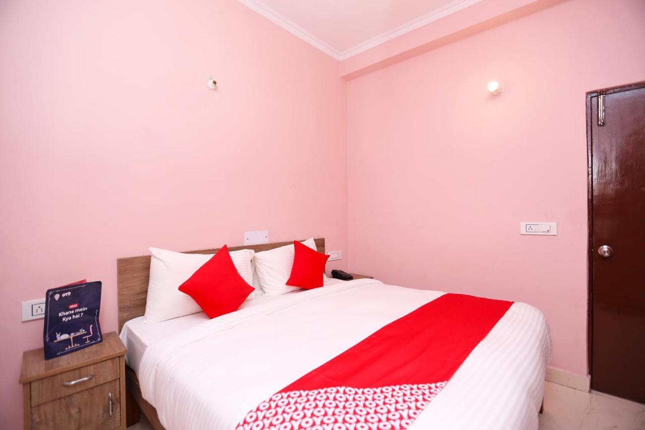 Oyo Flagship 14774 Sector 14 Gurgaon Otel Dış mekan fotoğraf